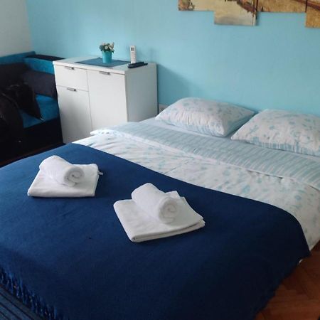 Mona Blue Apartment Сараево Екстериор снимка