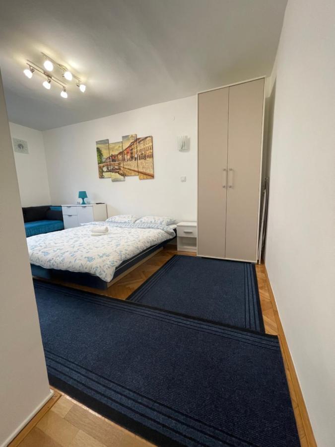 Mona Blue Apartment Сараево Екстериор снимка
