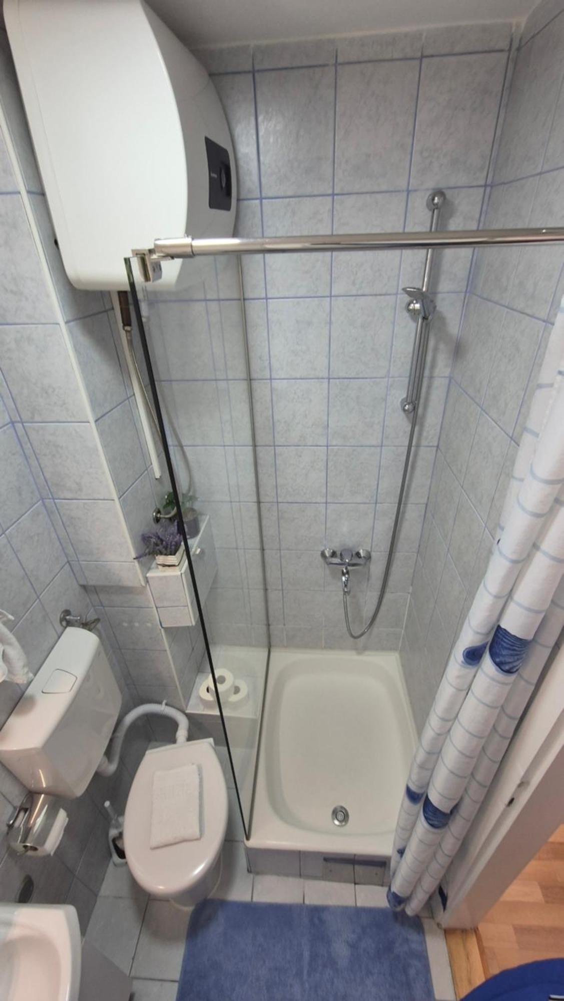 Mona Blue Apartment Сараево Екстериор снимка